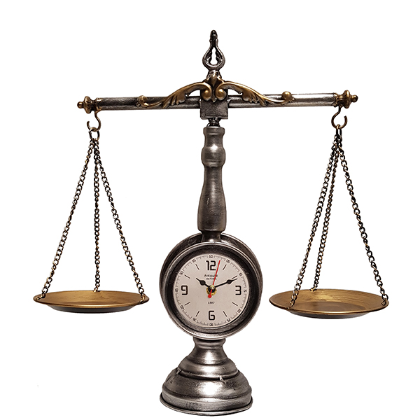 שעון שולחני בעיצוב רטרו בצורת מאזני צדק