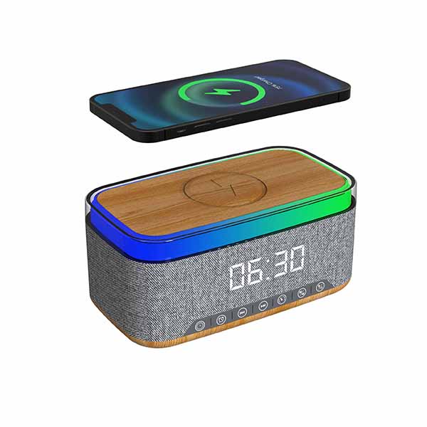 מטען אלחוטי מהיר 15W  משולב עם רדיו/רמקול Bluetooth 10W ושעון דיגיטלי - תמונה 2