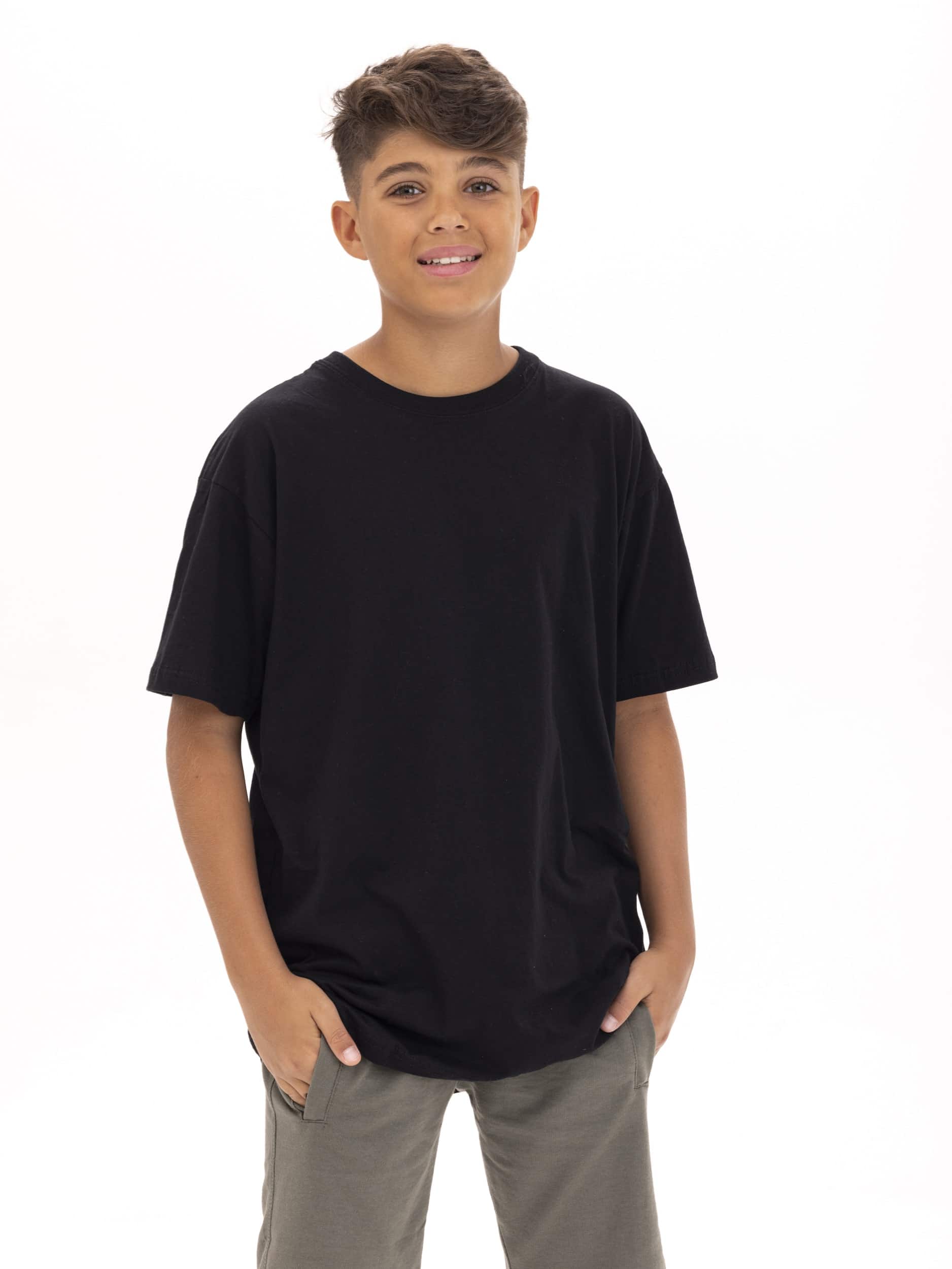 חולצת טריקו ילד צווארון עגול שרוול קצר