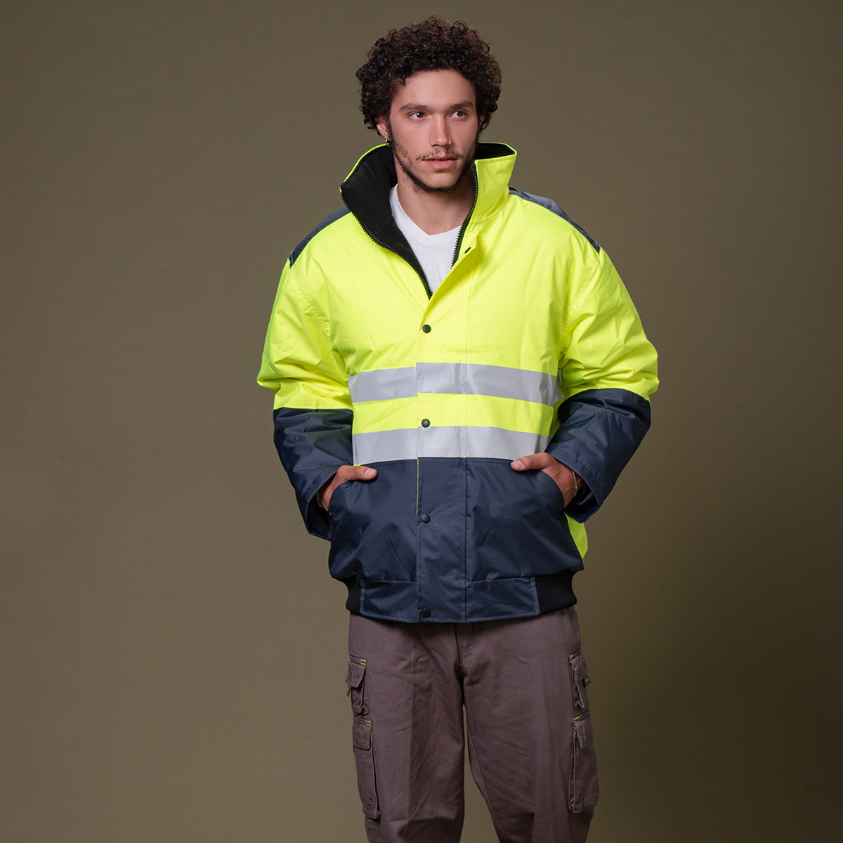 מעיל מרופד עם פסים מחזירי אור