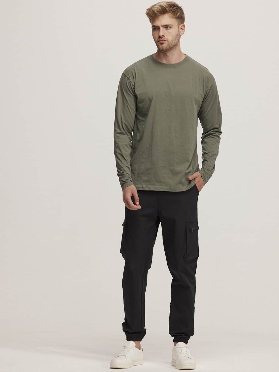 חולצת טריקו גבר צווארון עגול שרוול ארוך - תמונה 3