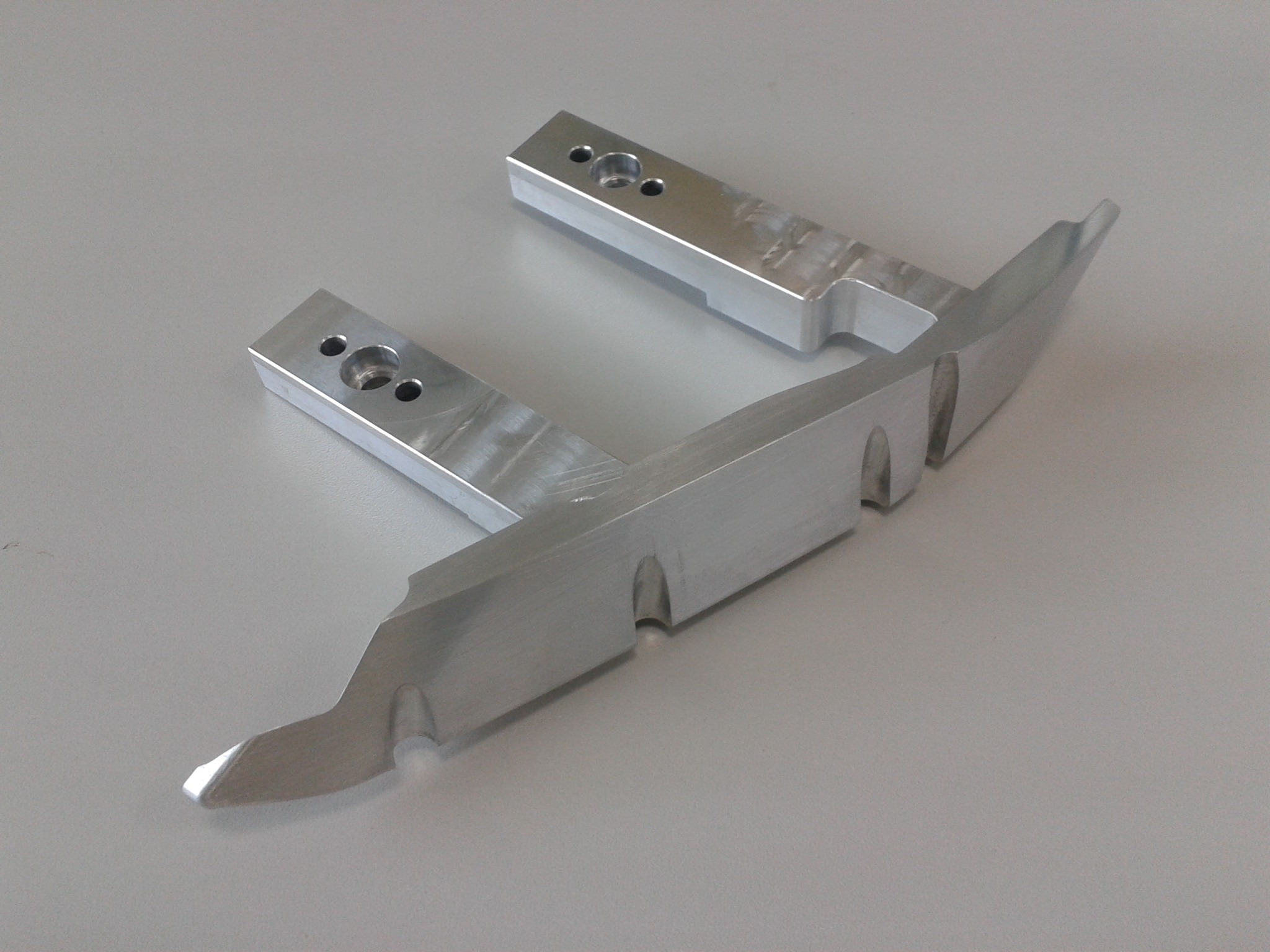 Precision CNC machining for aluminium parts