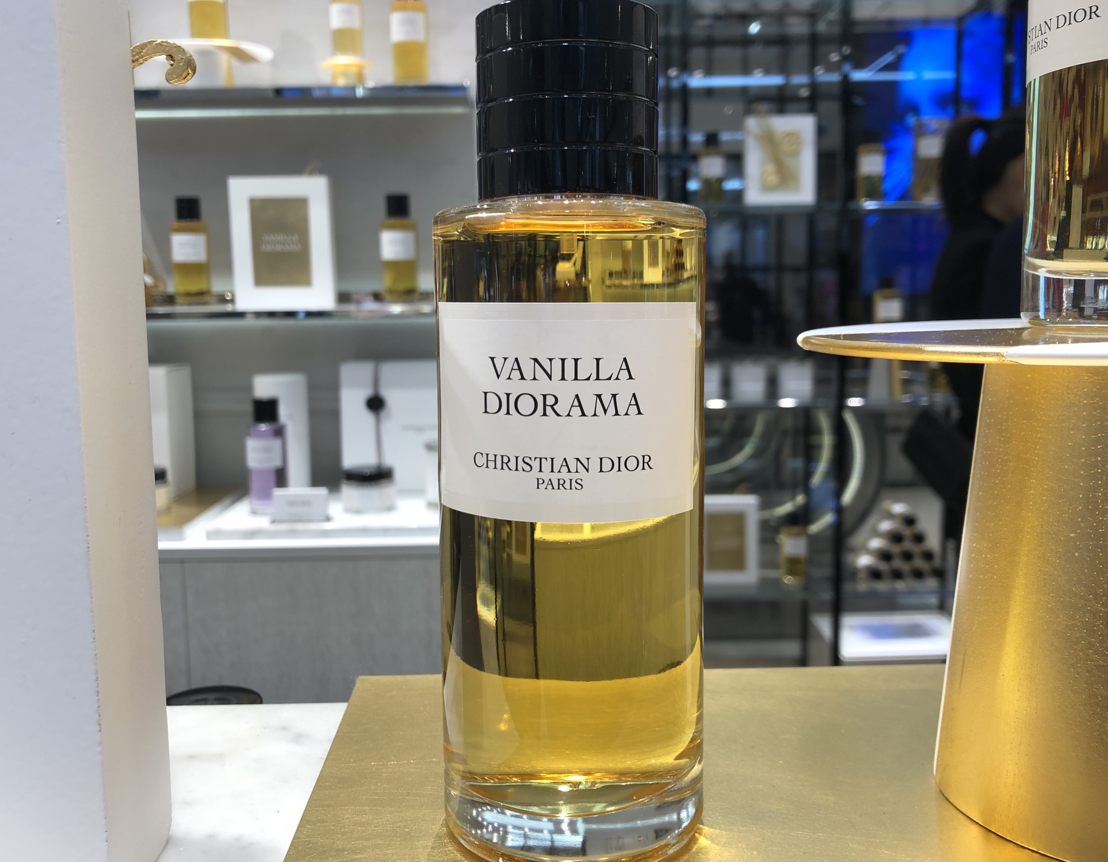 フランスが愛するバニラ香。『Dior(ディオール)』より新作「Vanilla Diorama(バニラ ディオラマ)」が登場!