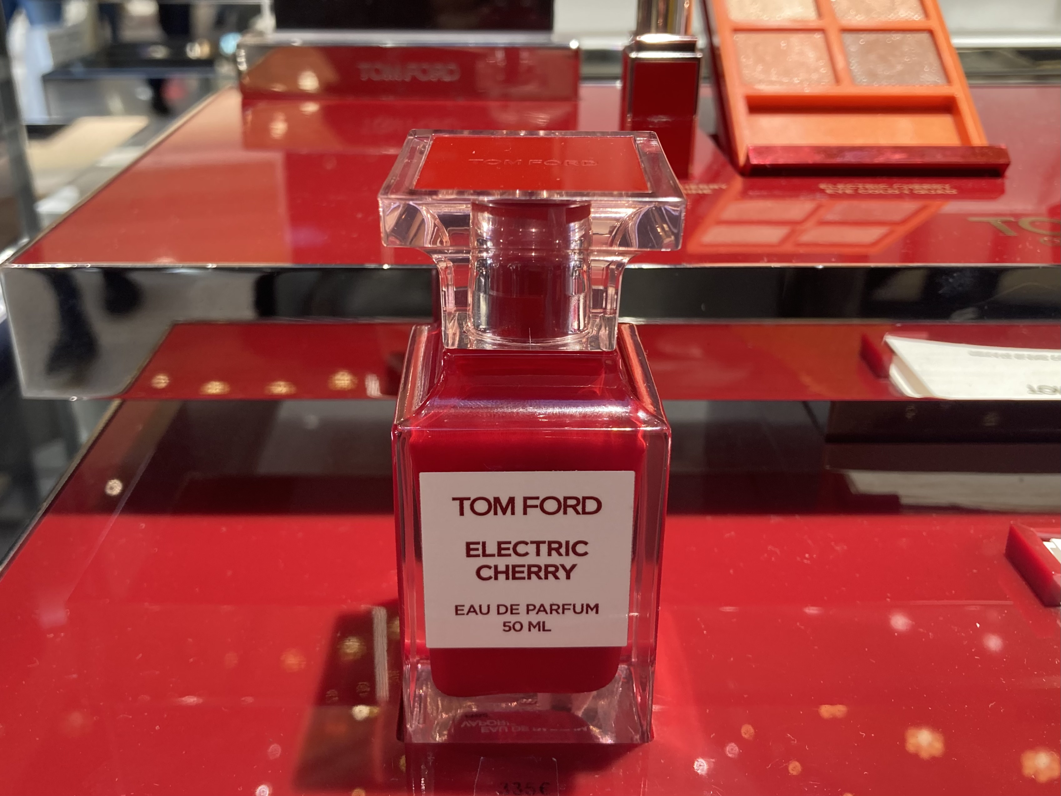 プレイフルで明るい、チェリーの香りが新登場!「エレクトリック チェリー(ERECTRIC CHERRY)」/『トム フォード(TOM FORD)』
