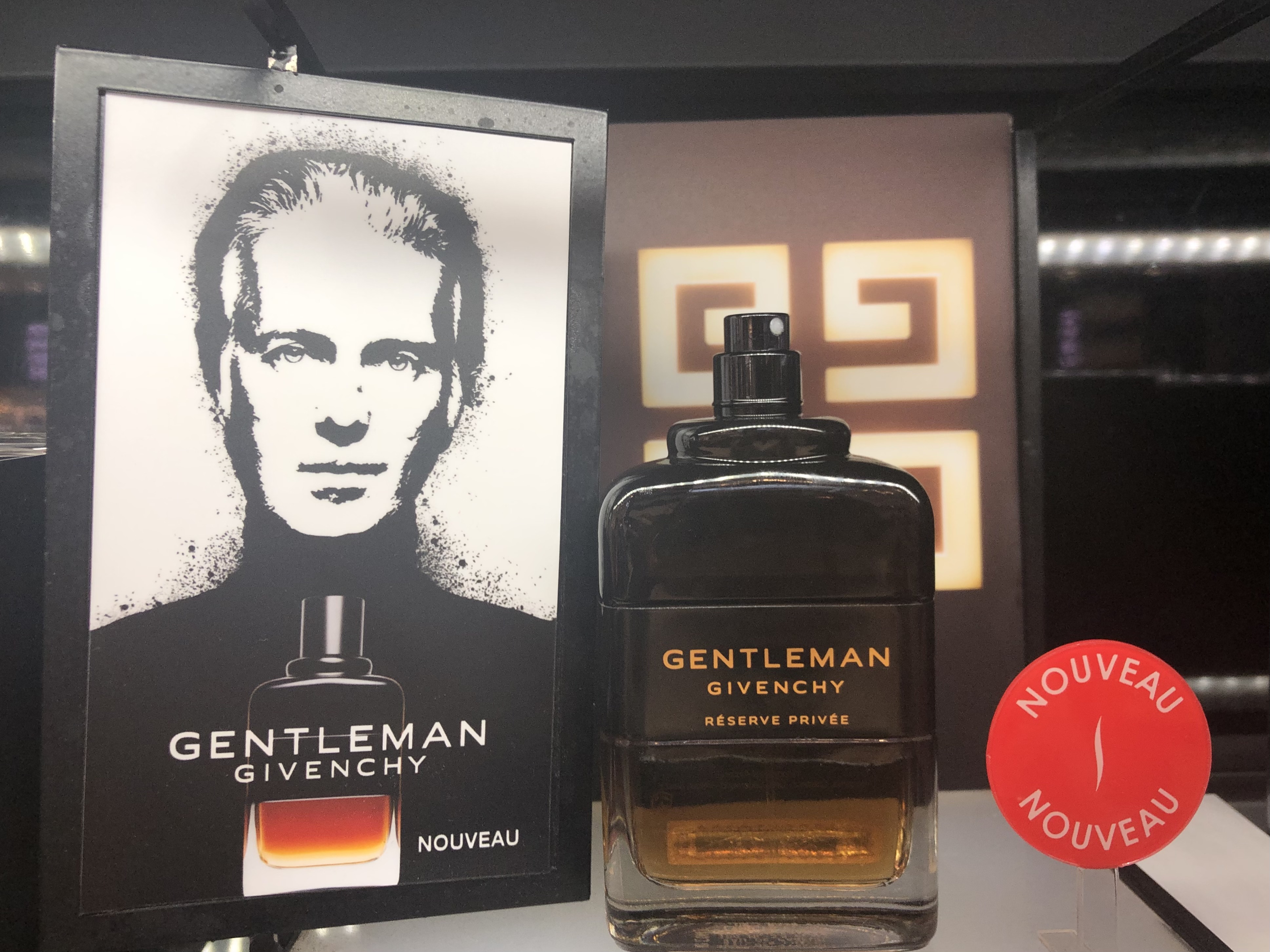 極上のウイスキー、違いの分かるジェントルマンの香り「GENTLEMAN RESERVE PRIVEE(ジェントルマン リザーブ プリヴェ)」/『GIVENCHY(ジバンシィ)』