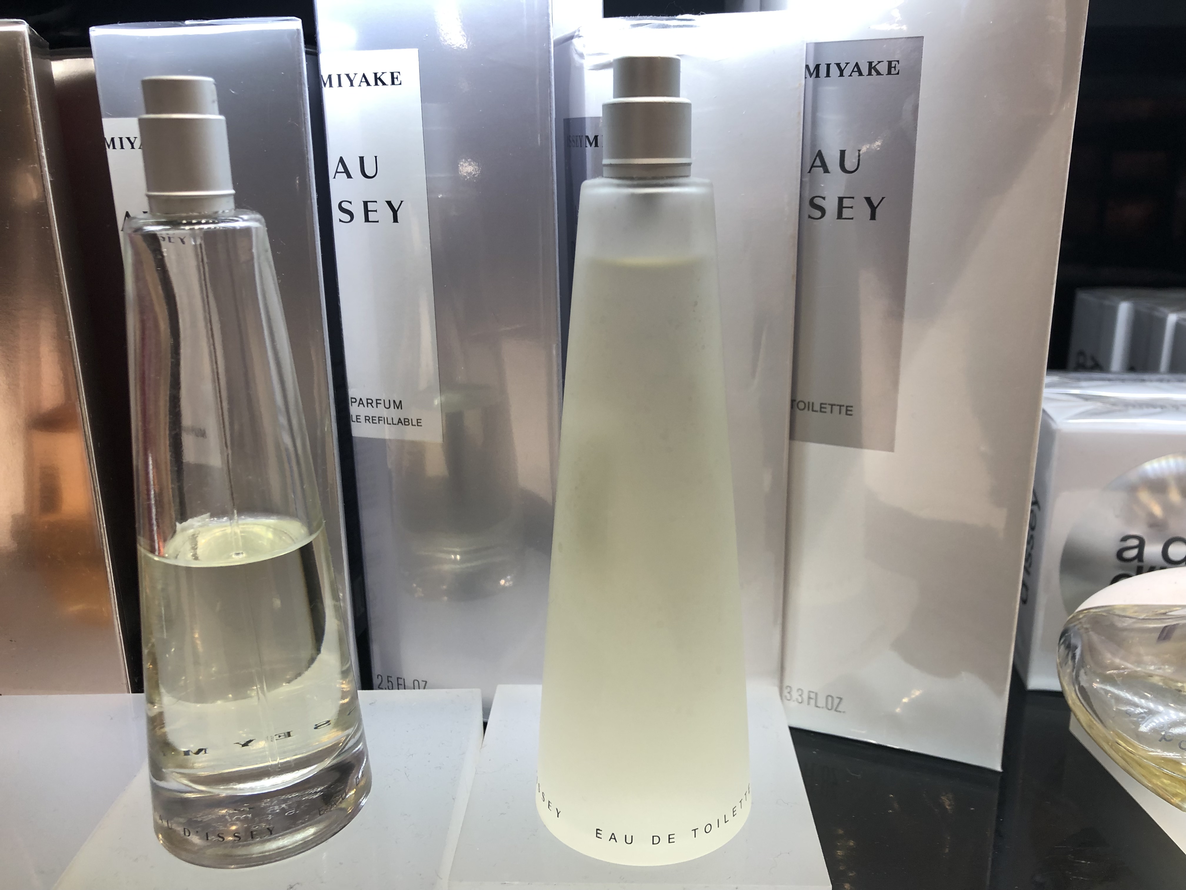 月のように静かな香り、自然を賛美した「L’EAU D’ISSEY(ロードゥ イッセイ)」/『ISSEY MIYAKE(イッセイ ミヤケ)』