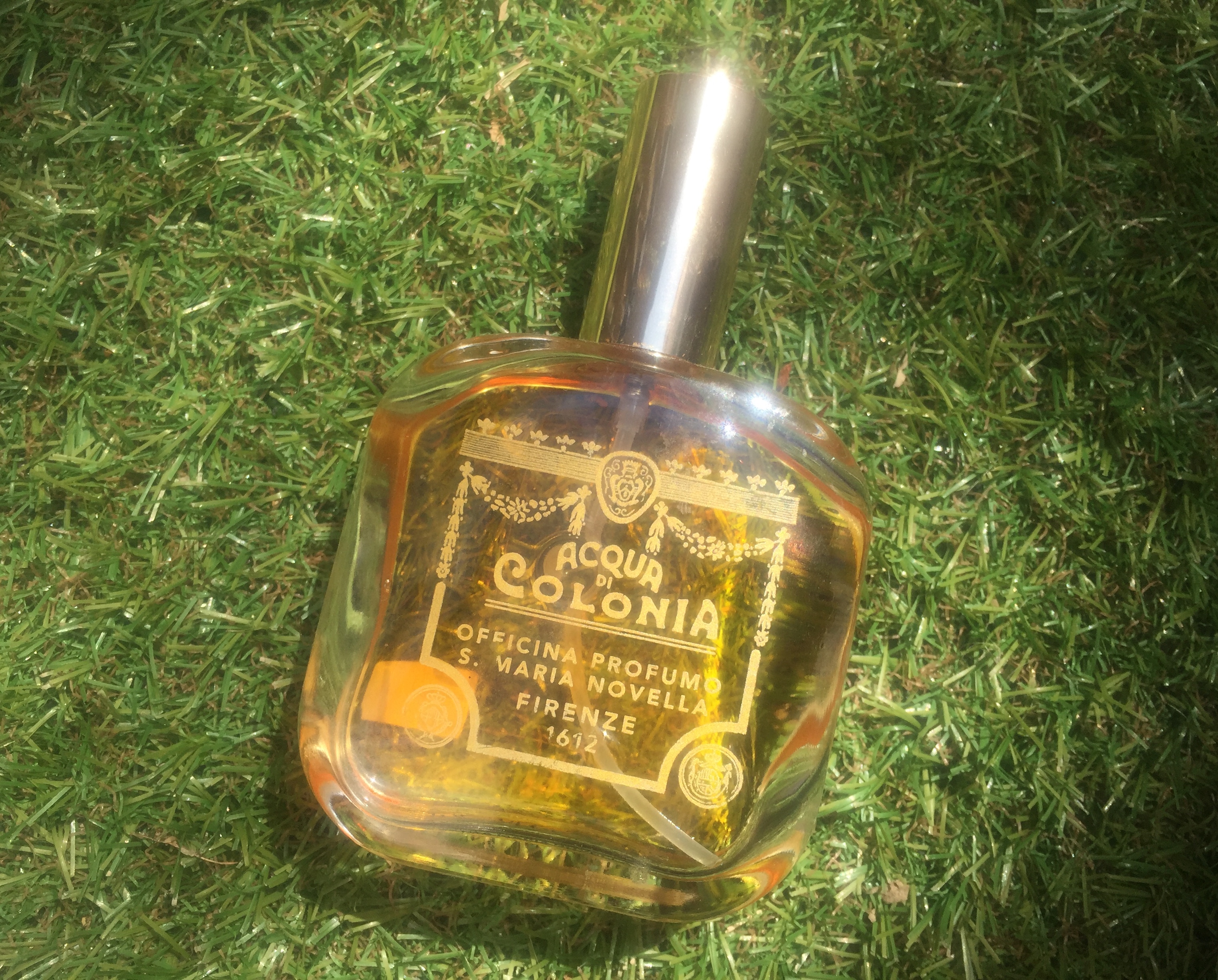 香油のように香るオーデコロン。エキゾチックな「JASMINE(ジャスミン)」/『Santa Maria Novella(サンタ・マリア・ノヴェッラ)』