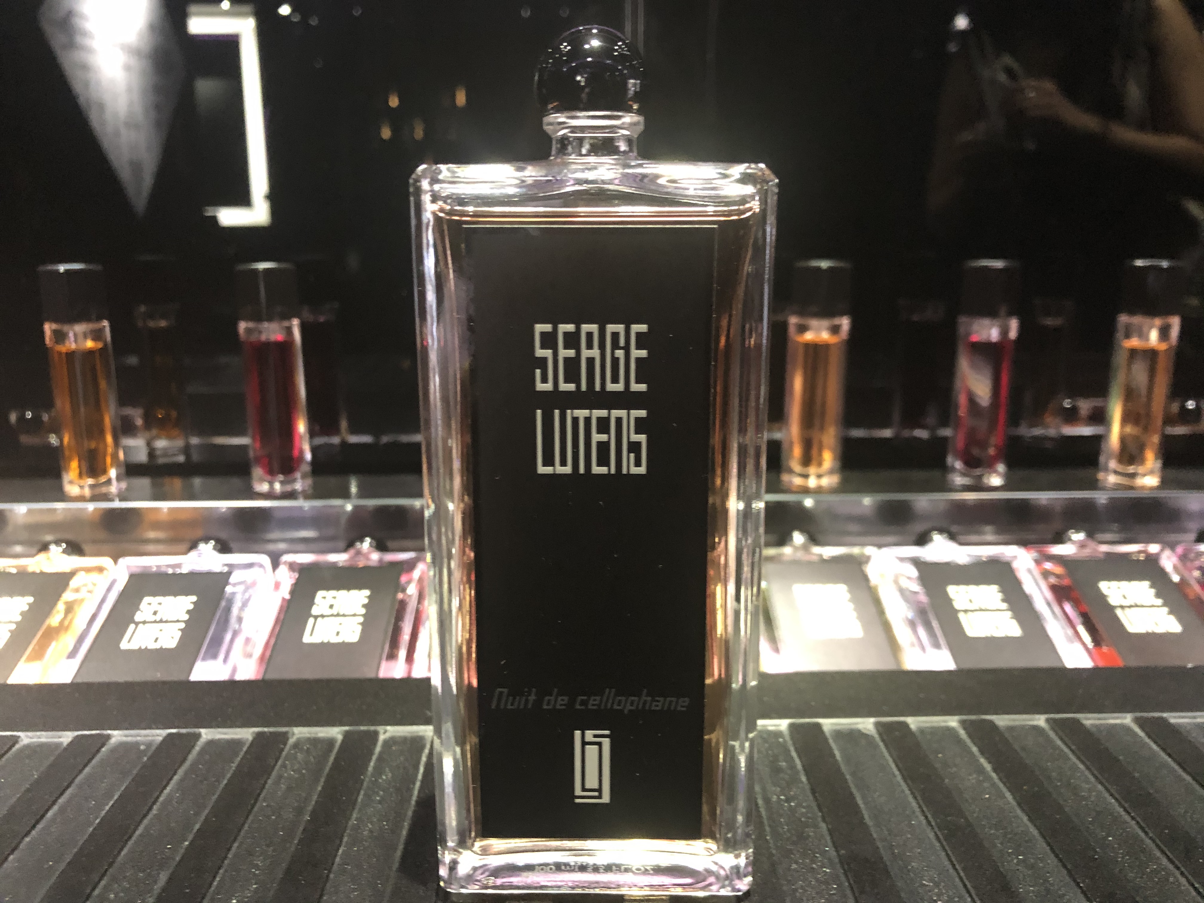 思わず深呼吸したくなる、ロマンチックな香り「Nuit de cellophane(ニュイ・ドゥ・セロファン)」/『Serge Lutens(セルジュ・ルタンス)』