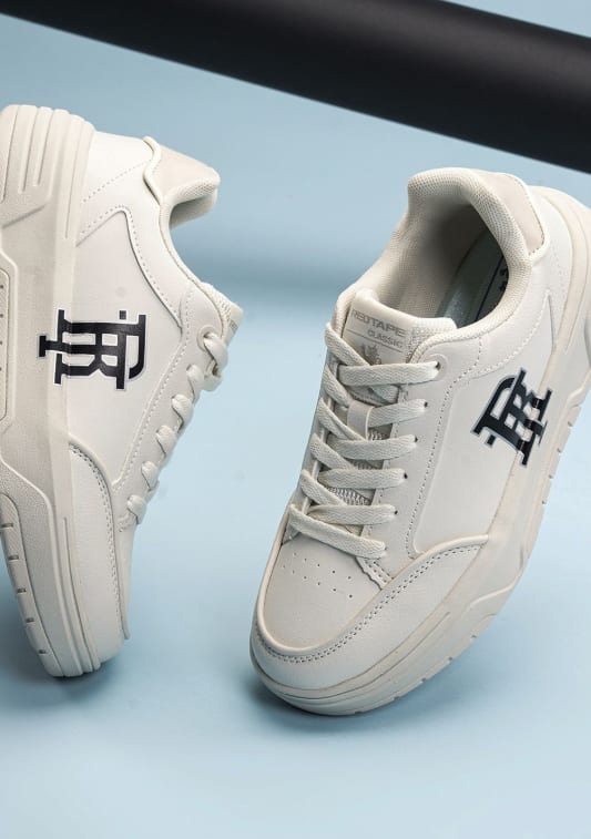 Red Tape Women Sneakers in White