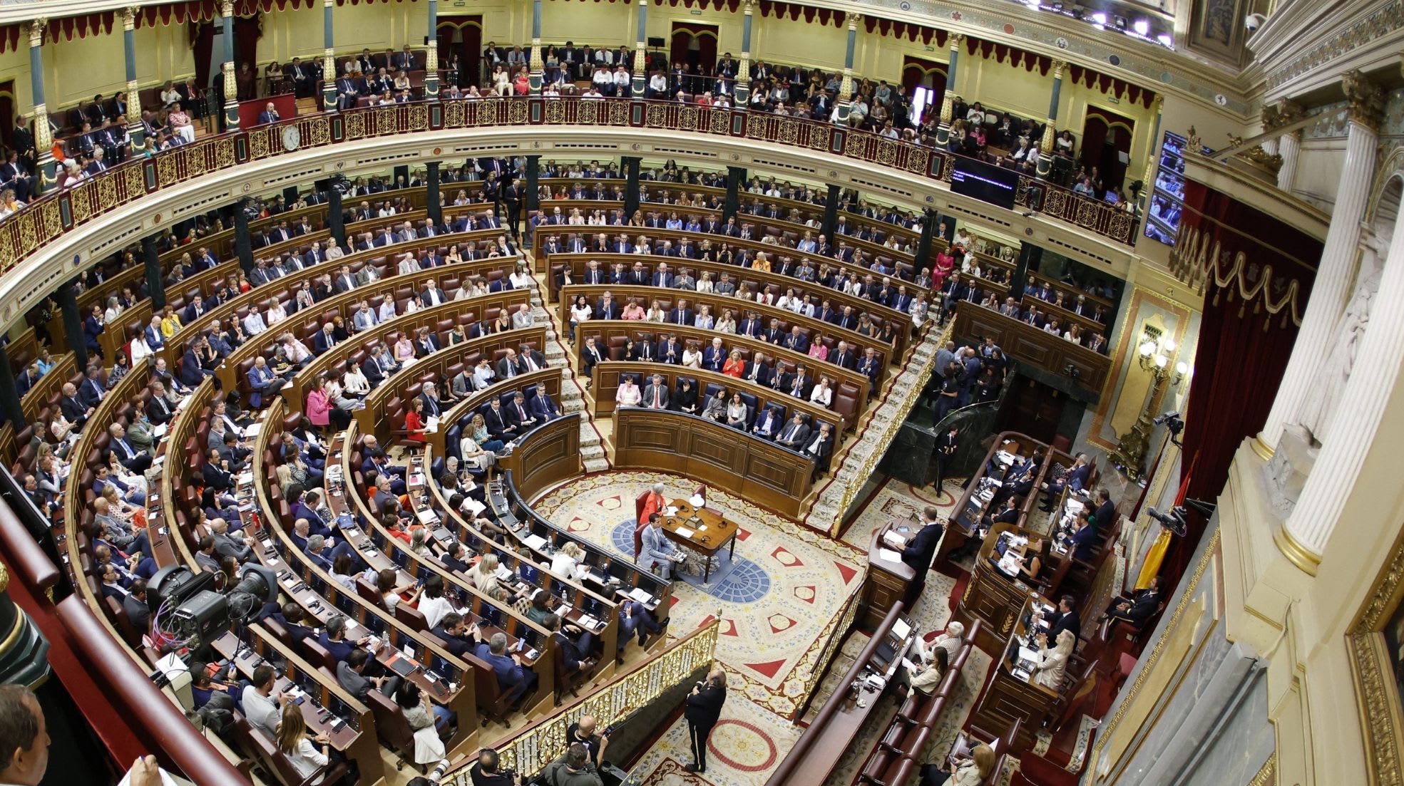 España prepara una votación sobre el plan energético desencadenada por las tensiones en Oriente Medio.