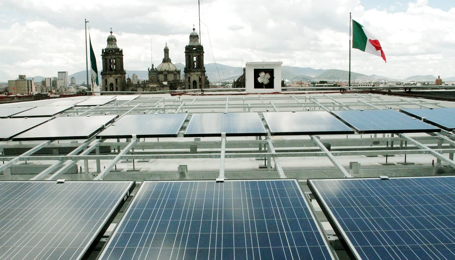 Generación distribuida en México sumó casi 1 GW y en instalaciones menores a 50 kW durante 2025