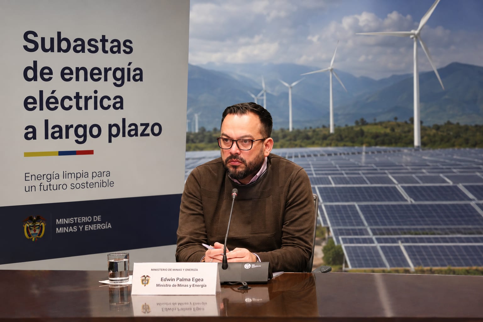 Colombia adjudica 995 MW solares y 100 MW de baterías en su subasta de largo plazo: dos productos quedaron sin asignar