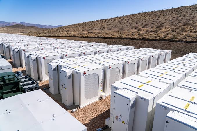 India abre una nueva gran licitación de 800 MW de baterías en juego