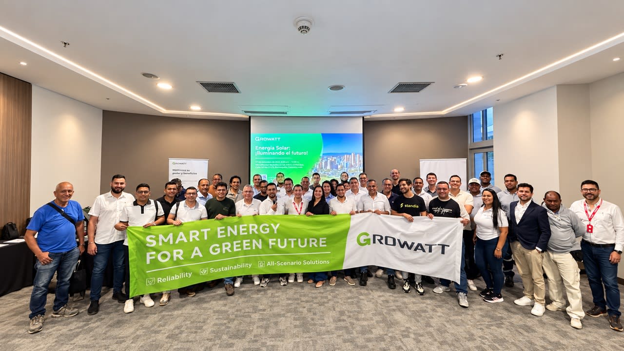 Growatt fortalece el soporte técnico a instaladores en Colombia junto a Tronex