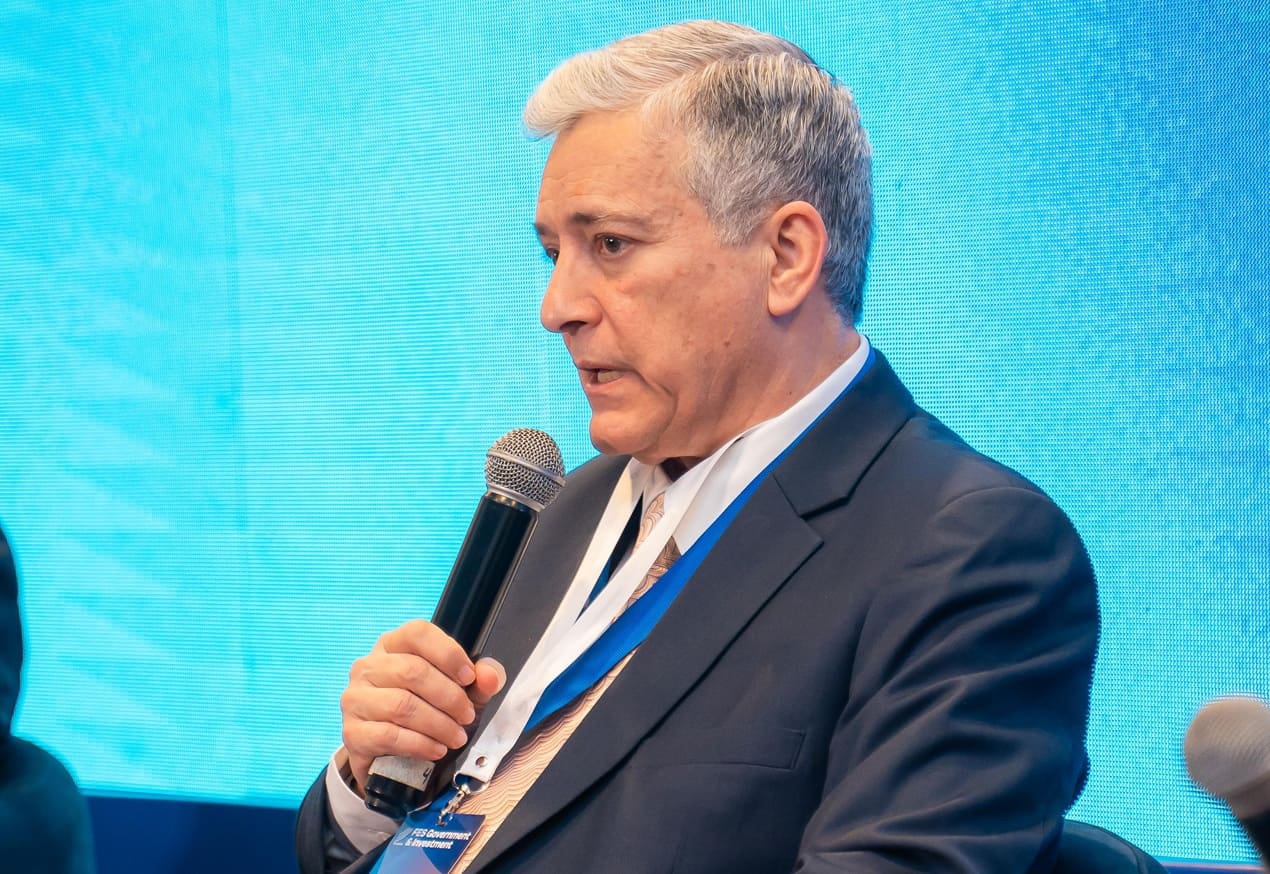 El ministro de Energía de Honduras alerta sobre 155 MW renovables atrapados: “La línea solo puede evacuar 70 MW”