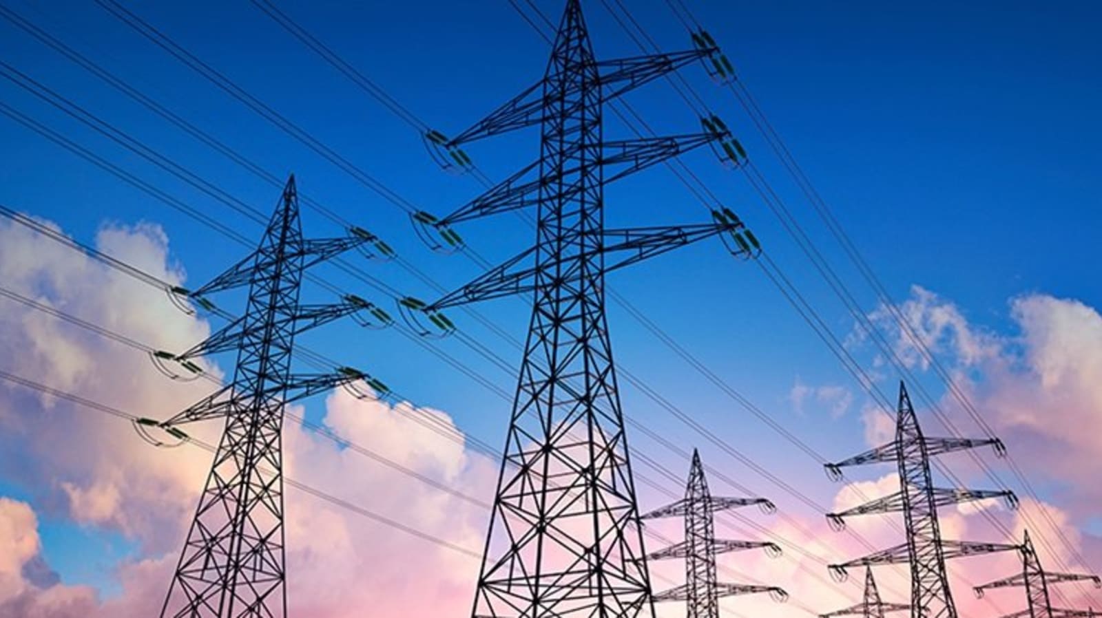 Seis empresas precalificadas para licitar proyectos de transmisión de energía por USD 252 millones en Perú
