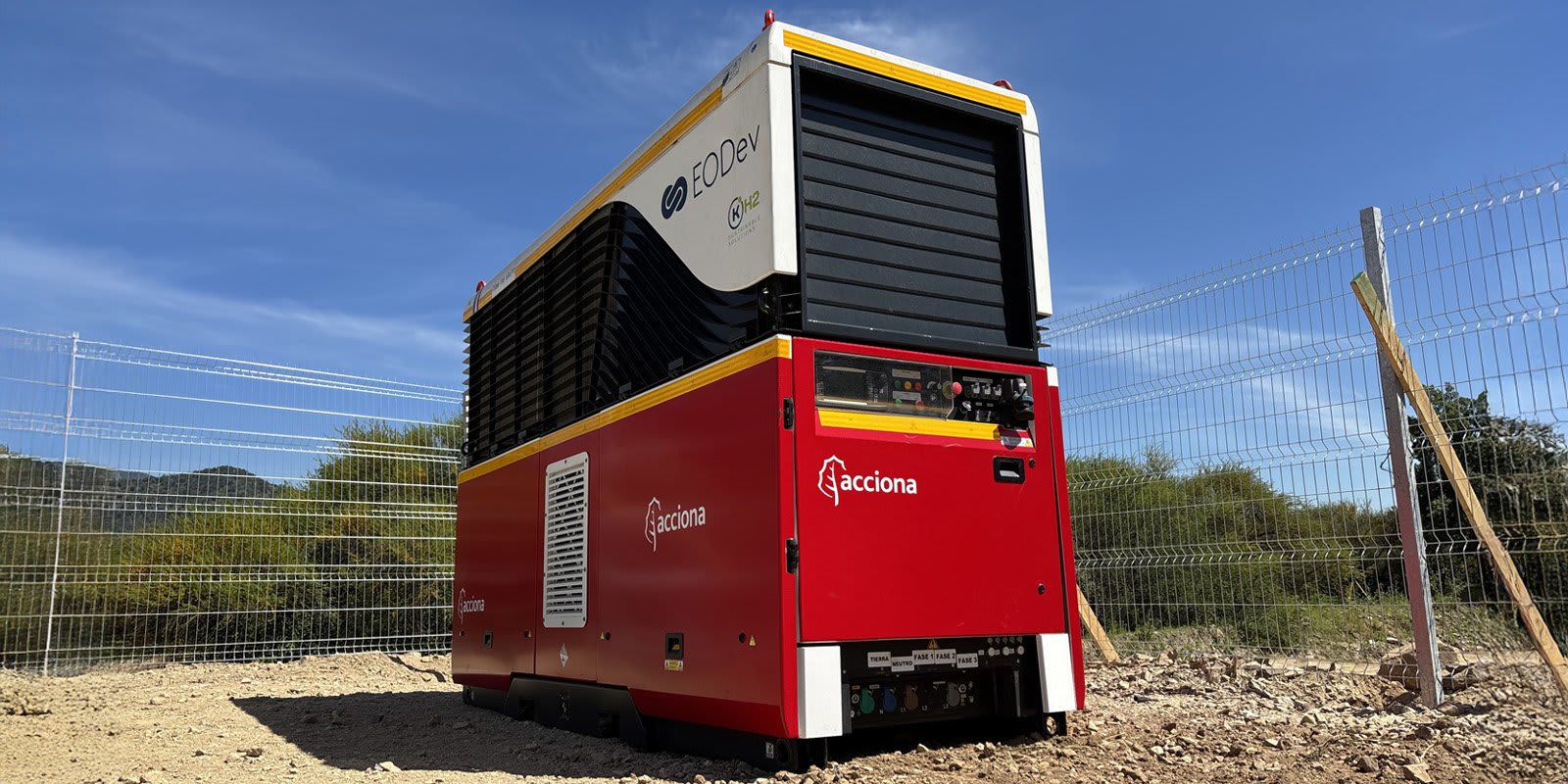 ACCIONA pone en marcha el primer generador de energía de hidrógeno de cero emisiones de Chile.