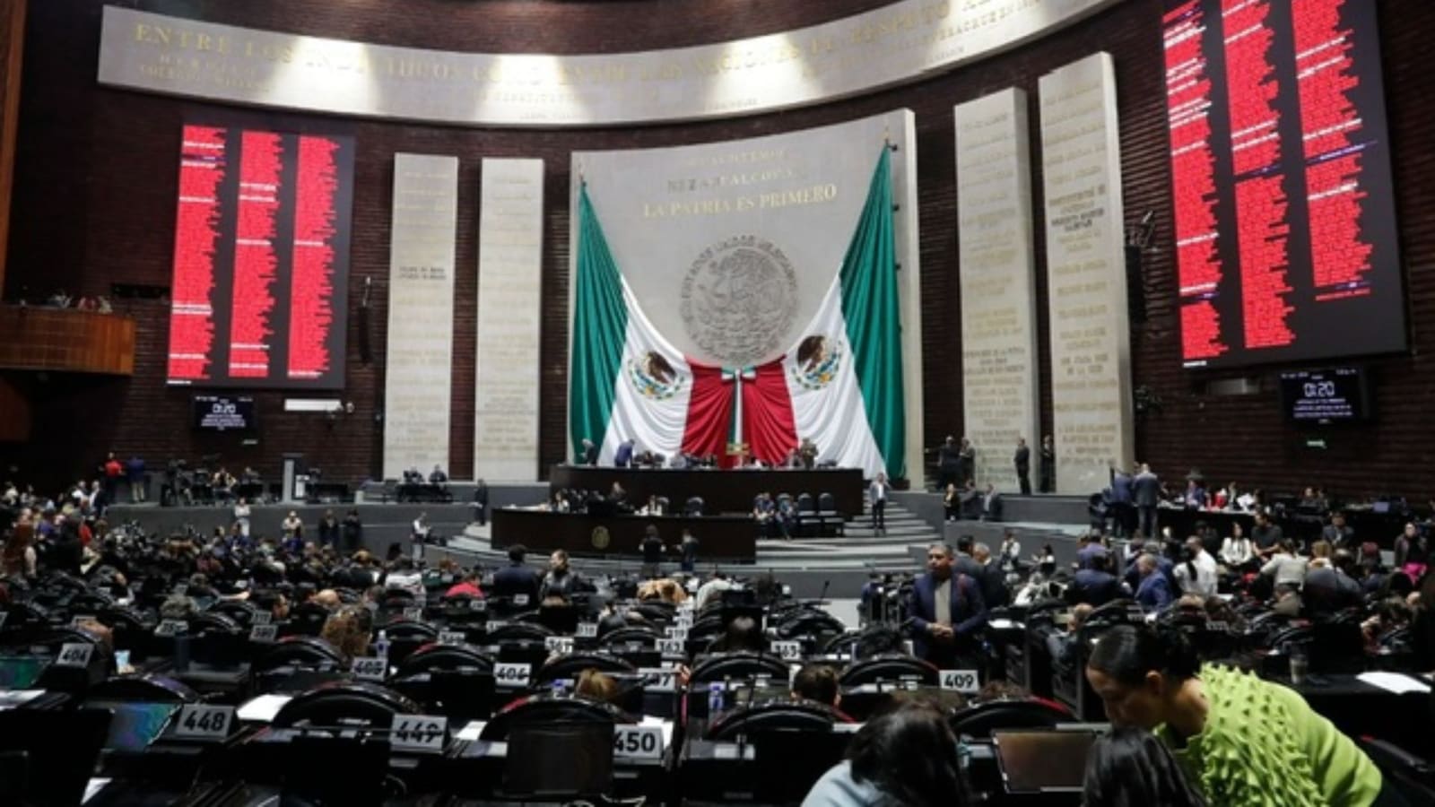 Diputados aprueban reforma constitucional en materia energética desestimando las mociones de suspensión