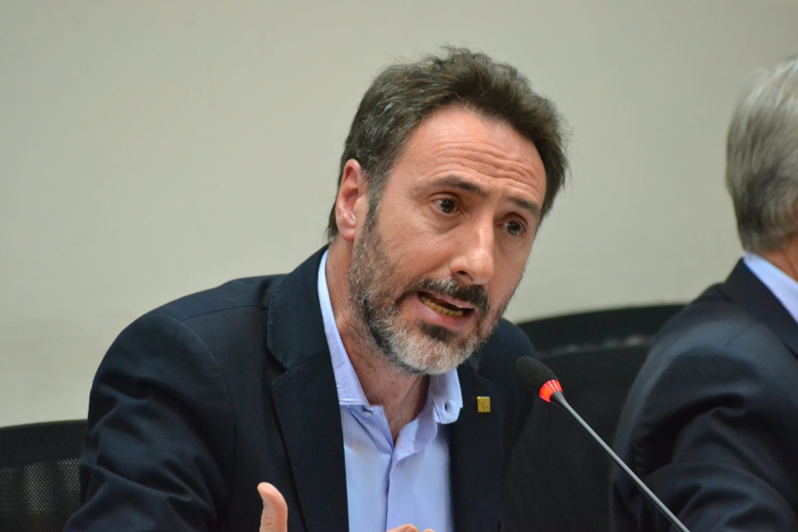 Opinión: La transición energética choca con barreras regulatorias
