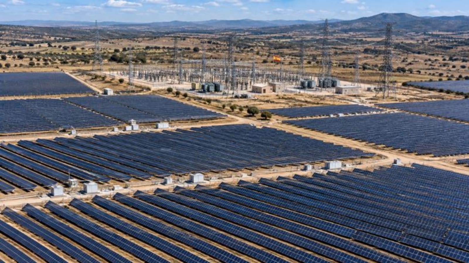 Los vertidos eléctricos no remunerados este año alcanzaron los 6 TWh a mediados de octubre, lo que supone el doble de los 3 TWh registrados