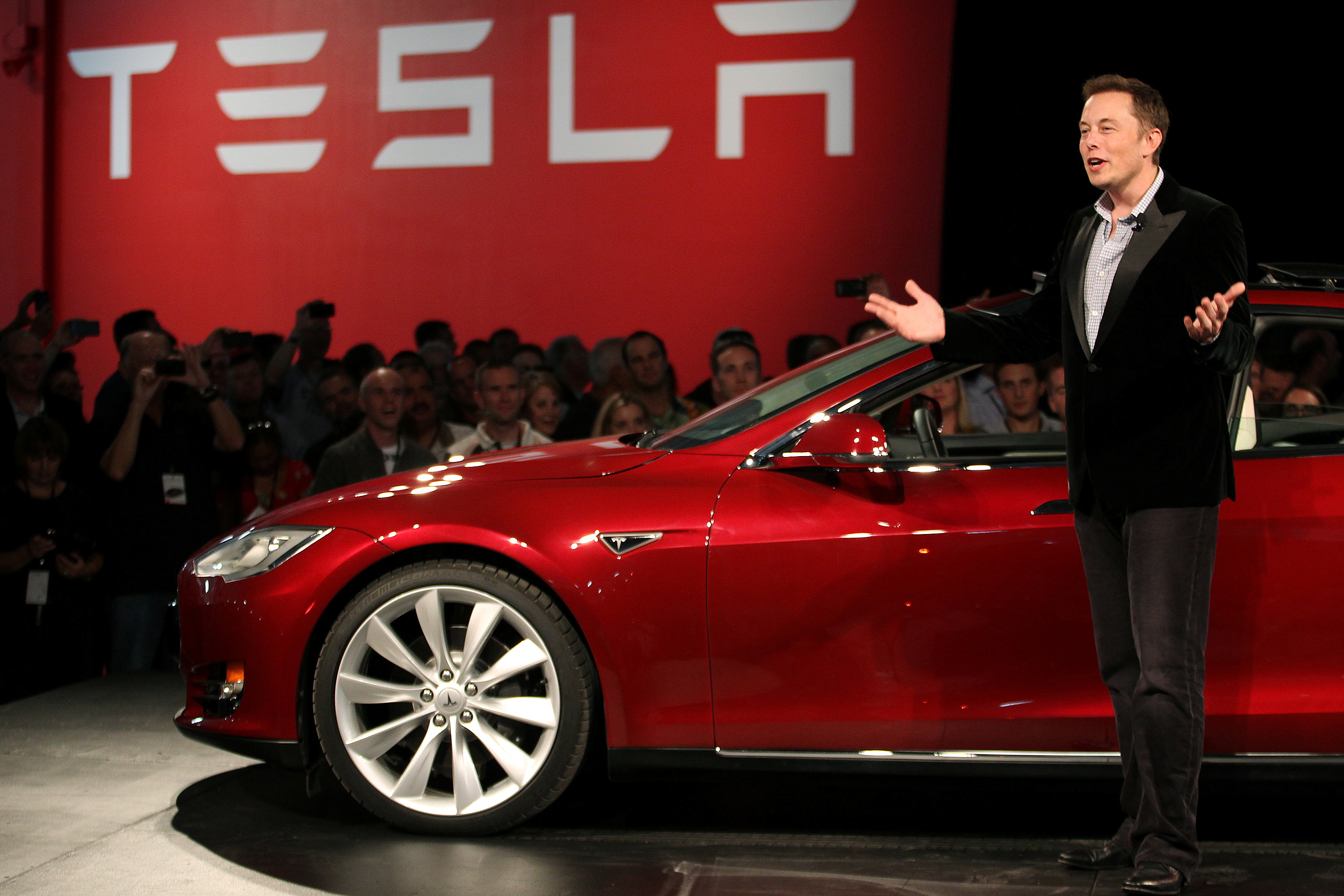 Las "exigencias" de Tesla para consolidar operaciones en Colombia