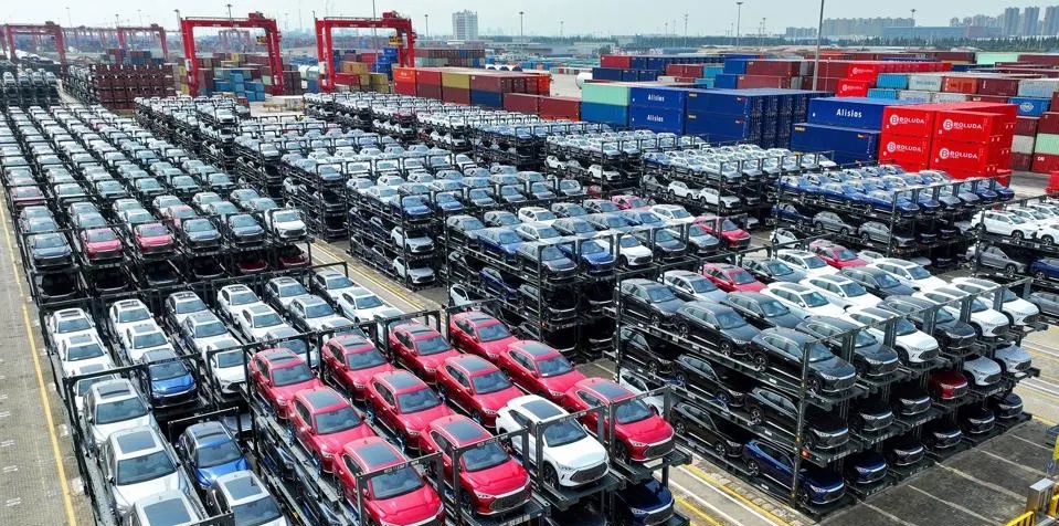 La industria automovilística china contra los aranceles de la UE a los ...