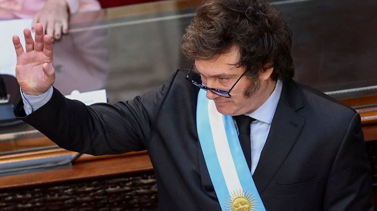 El gobierno de Argentina insiste con la Ley mnibus: ¿Qué cambió en ...