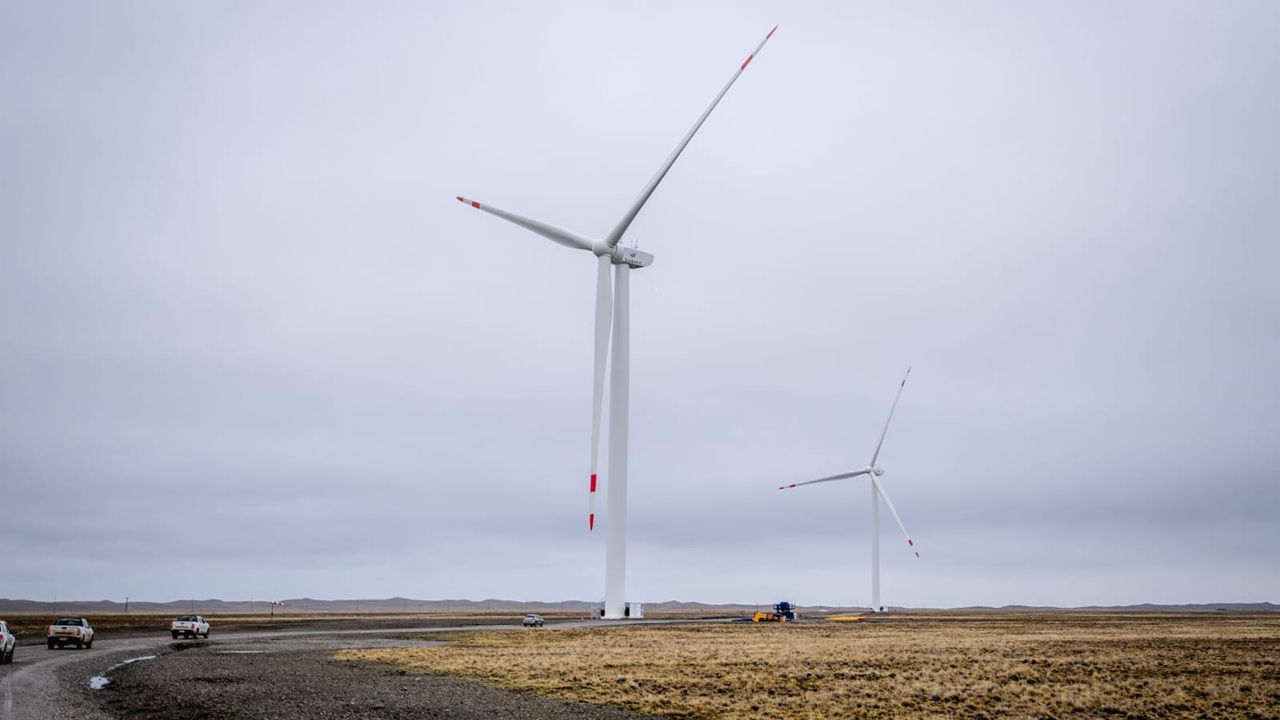 World's Southernmost Wind Farm Powers Argentina Gas Operations