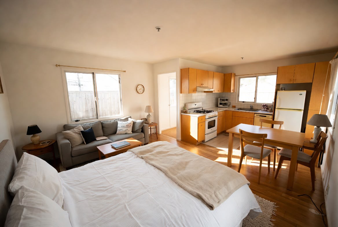 clean-bedroom