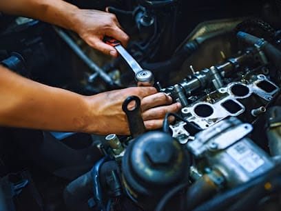 Dubai Car Repair Service | Car Battery Change Dubai | Car Engine Service Dubai — photo 1 of 5