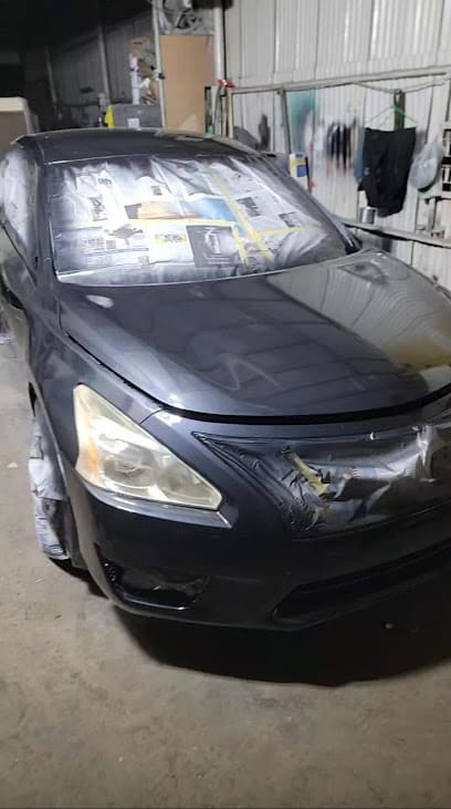 Auto body painting — photo 1 of 3