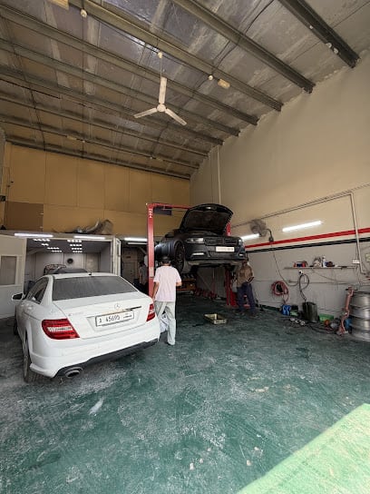 Kunji Garage — photo 1 of 4