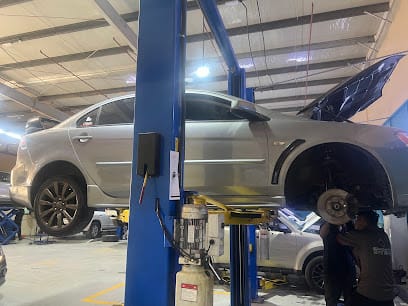 Smooth Auto Repairs — photo 1 of 6