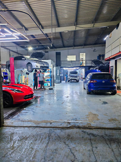 Anjar Auto Repairing — photo 1 of 6
