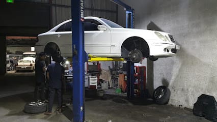 Expert Technician garage ورشة الفني الماهر — photo 1 of 3