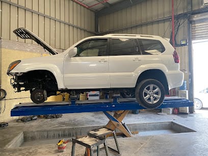 CCM Sharaq al sanaya auto repair workshop | chassis repair | car repair — photo 1 of 3
