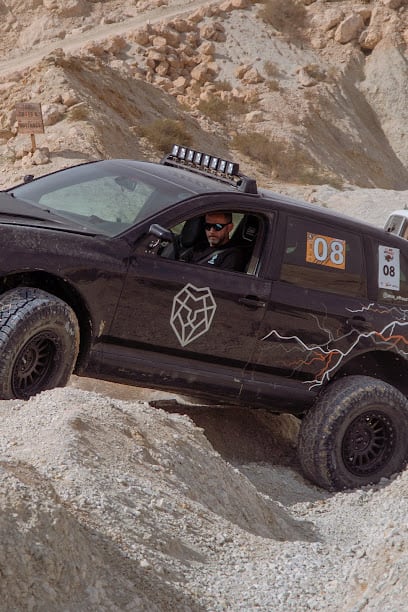 Zeus Offroad — photo 1 of 6
