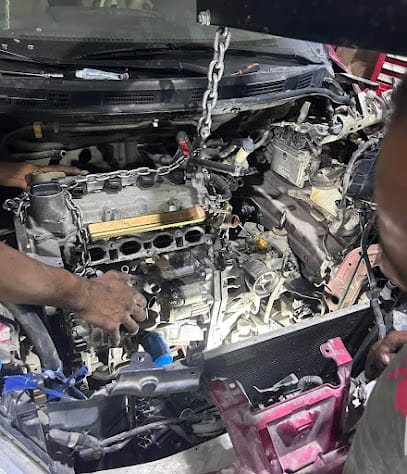 Mohammed Lokman garage (MECHANIC,AC ELECTRIC) service