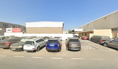 auto garage — photo 1 of 2