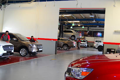 Alkhalid Auto Service Center — photo 1 of 5
