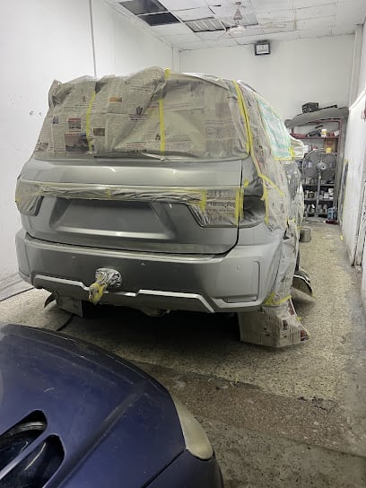 Al Murad Garage — photo 1 of 4