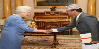 Dr Suresh Chandra Chalise with UK Queen Elizabeth