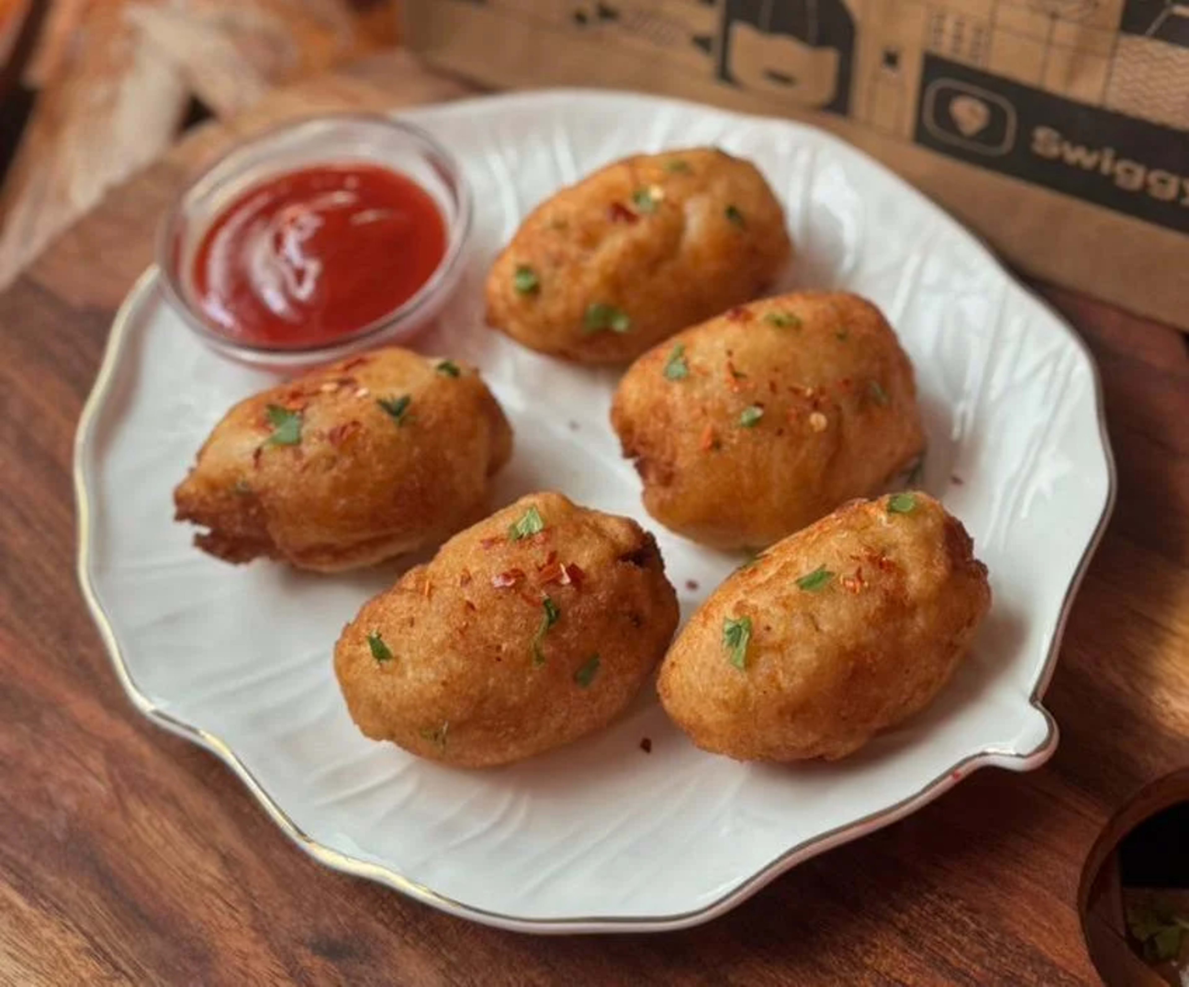 Cheesy Chatpata Bread Roll Recipe