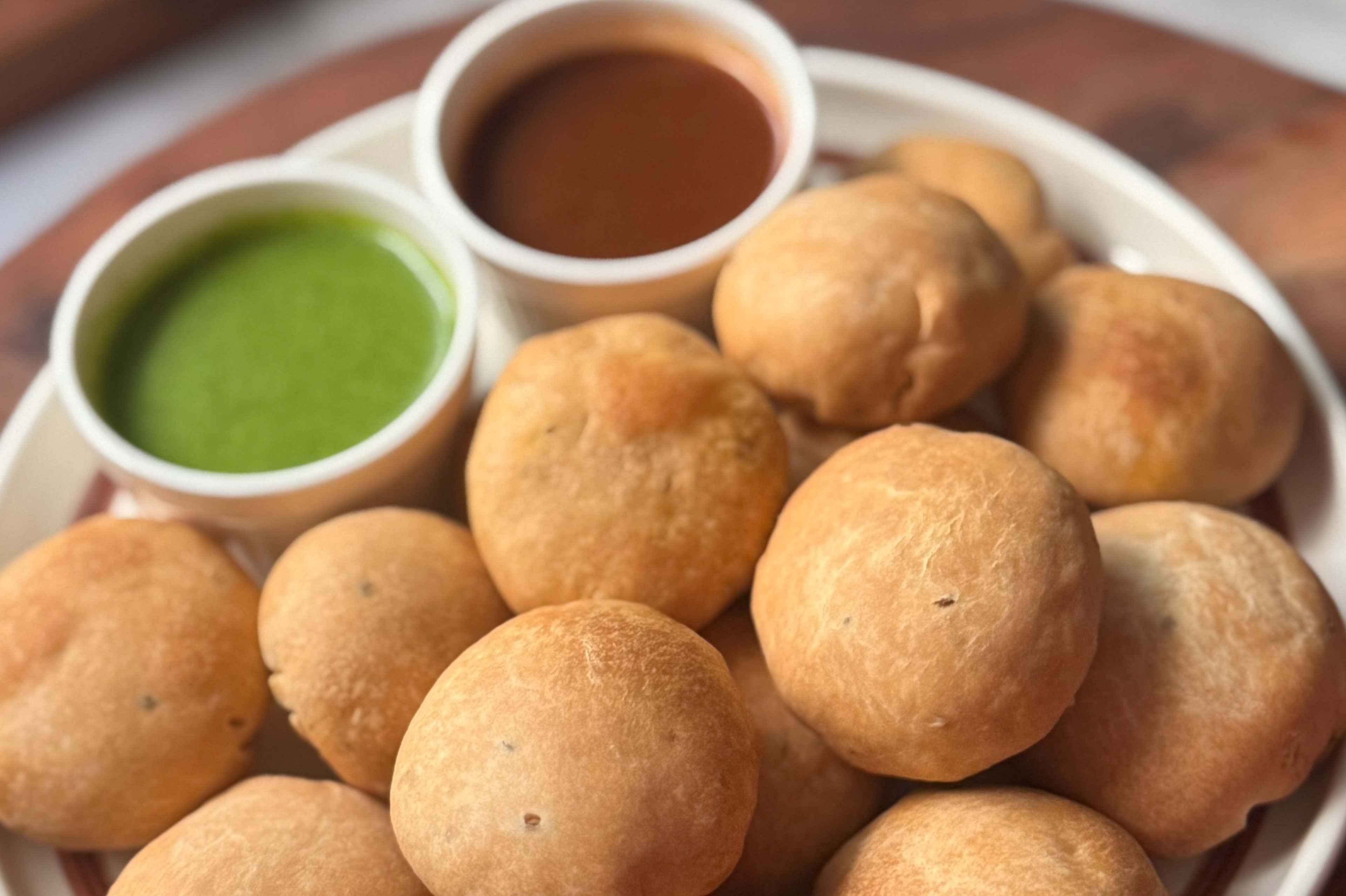 Crispy Gujarati Kachori