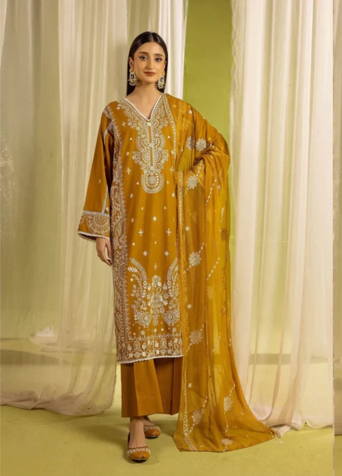 KHOOBSURAT Signature Lawn 7