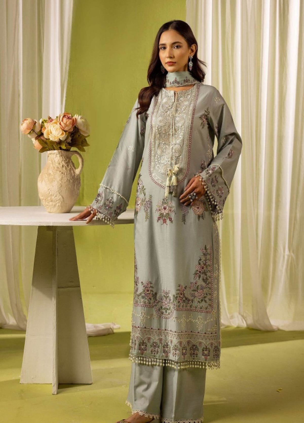 KHOOBSURAT Signature Lawn 9