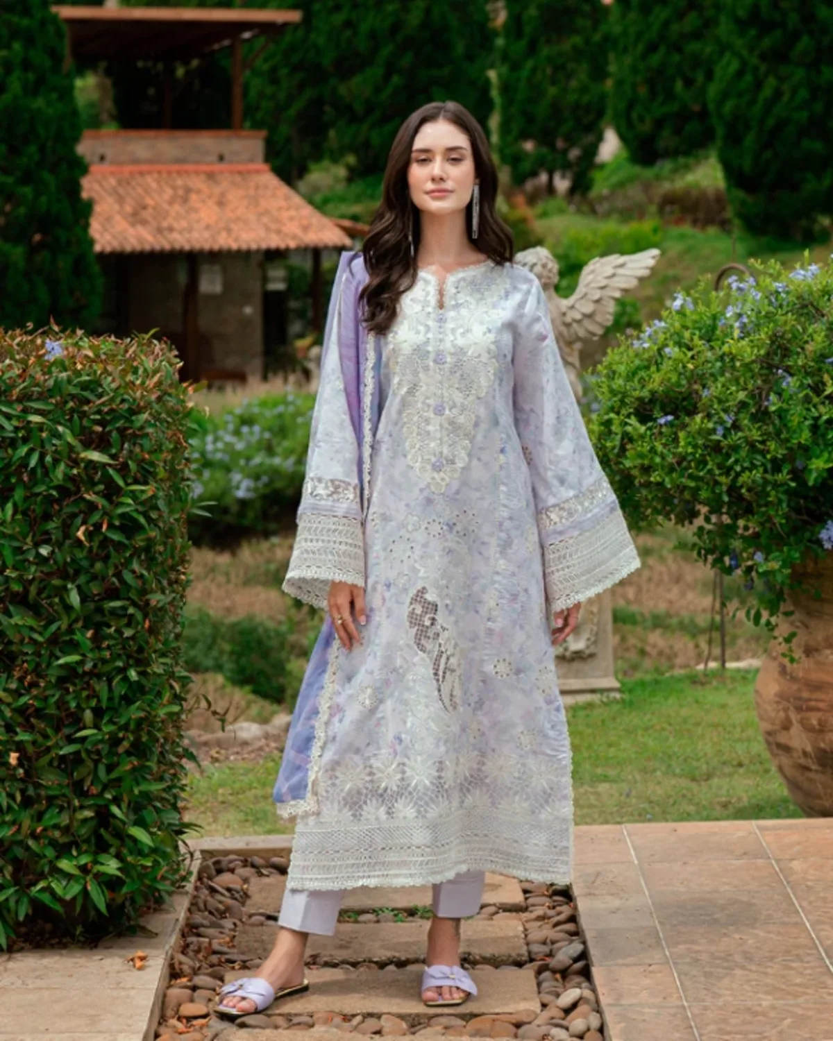 Roheenaz Summer Reverie Luxury Lawn 15