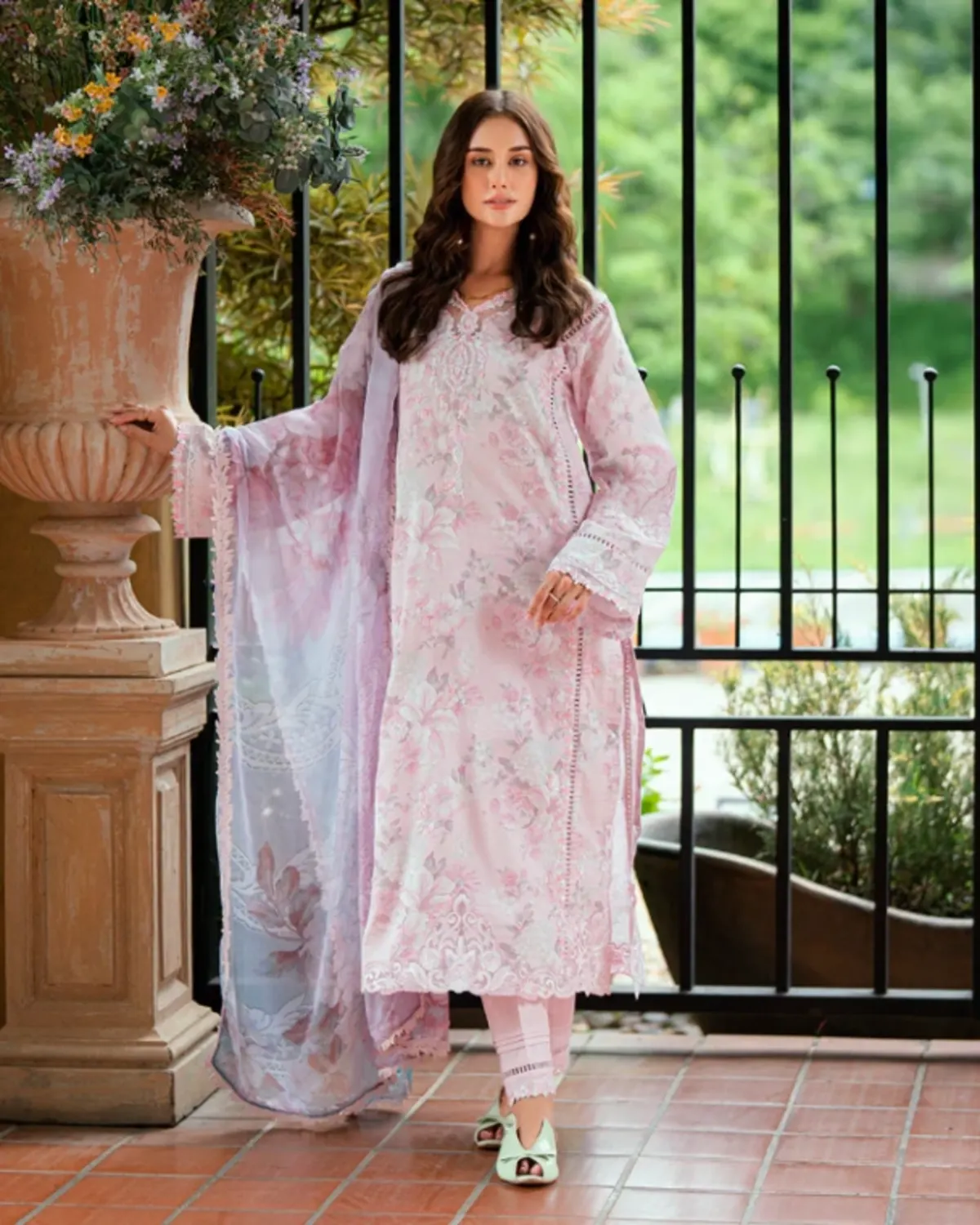 Roheenaz Summer Reverie Luxury Lawn 5