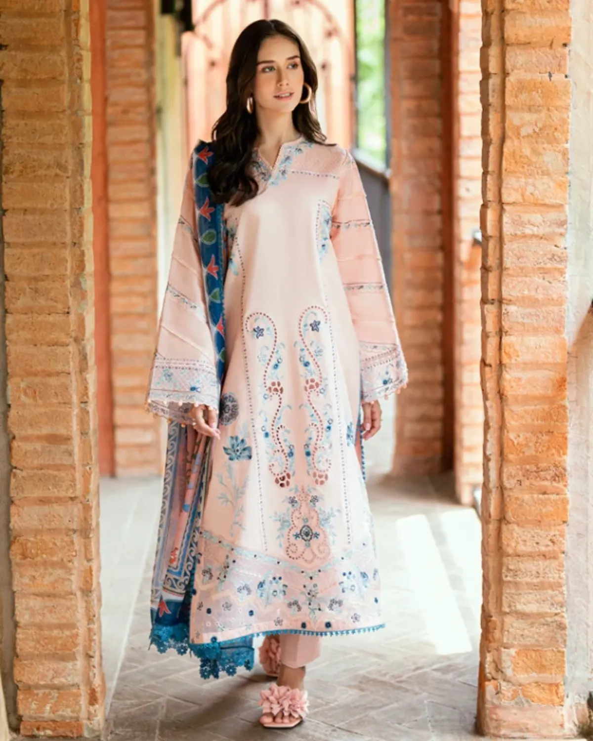 Roheenaz Summer Reverie Luxury Lawn 10