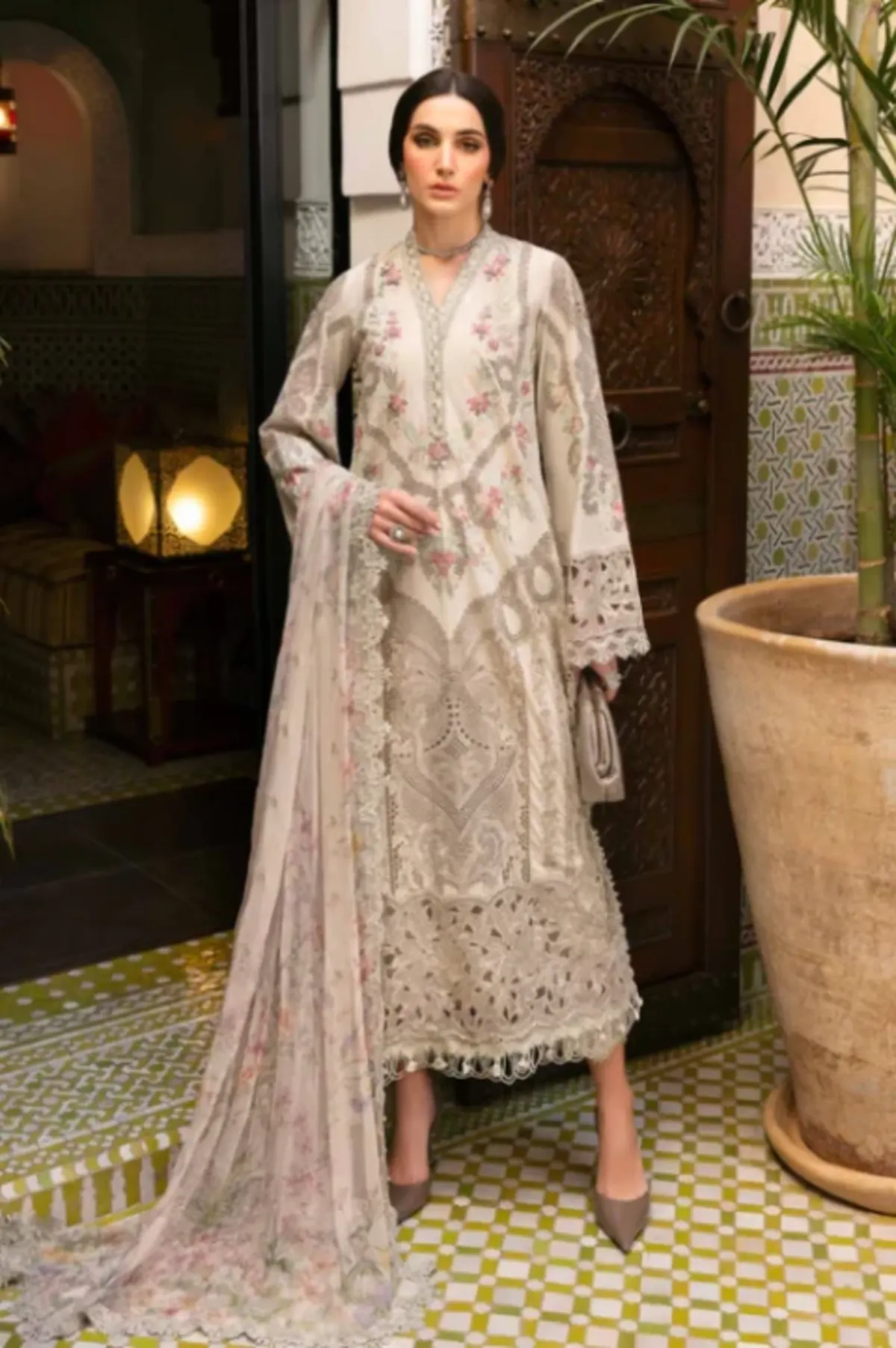 Maria B vol-25 19